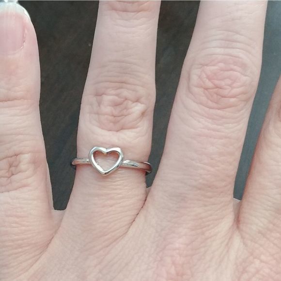 Silver Best Friends Heart‎ Ring - Picture 4 of 6